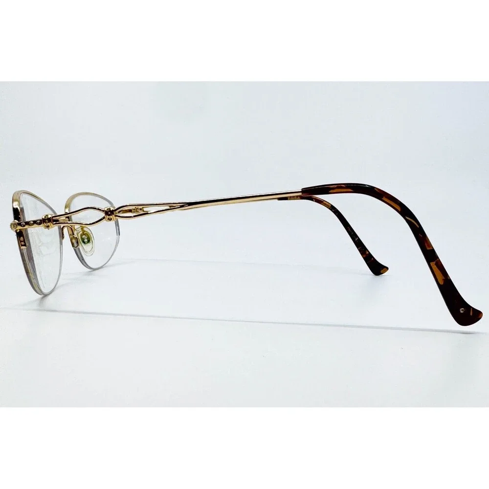 Tura measurements lens